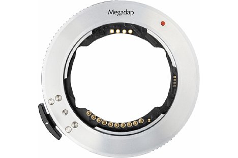 Bild Die Bajonettauflagen des Megadap ETZ21 bestehen aus Metall und bieten einen leicht erreichbaren Arretierungsmechanismus. [Foto: Megadap]