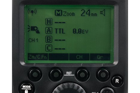 Bild Ob sich der CUlight FR60 in der Lichtimpuls oder Funksteuerung befindet, zeigt ein kleines Icon in der oberen rechten Ecke des Displays. [Foto: MediaNord]