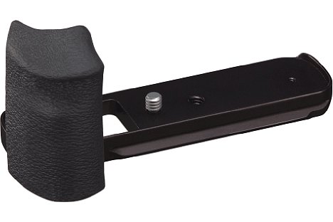 Bild Der Fujifilm MHG-XT Metal Hand Grip Large für die X-T1 bietet auf einem Stativ montiert vollen Zugriff auf Akku und Speicherkarte. [Foto: Fujifilm]
