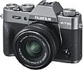 Die Fujifilm X-T30 bietet denselben 26 Megapixel auflösenden CMOS-Sensor wie die X-T3, auch der Autofokus mit 2,16 Millionen Phasendetektionspixeln wurde übernommen. [Foto: Fujifilm]