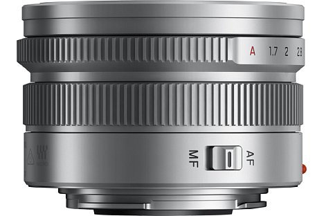 Bild Ab etwa Juni 2014 soll das Panasonic Leica DG Summilux 15 mm F1.7 Asph nicht nur in Schwarz, sondern auch in Silber erhältlich sein. [Foto: Panasonic]