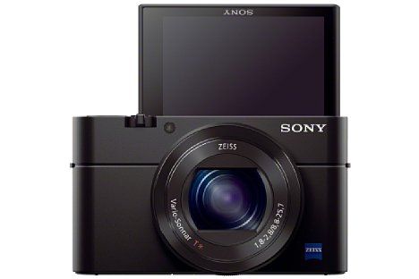 Bild Der 1,23 Millionen Bildpunkte auflösende 7,5-cm-Bildschirm der Sony Cyber-shot DSC-RX100 III lässt sich für Selbstporträts um 180° nach oben klappen. [Foto: Sony]