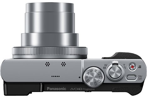 Bild Das 30-fach-Zoom der Panasonic Lumix DMC-TZ71 faltet sich im 34 Millimeter flachen Gehäuse zusammen, der Objektivring soll die Bedienung vereinfachen. [Foto: Panasonic]