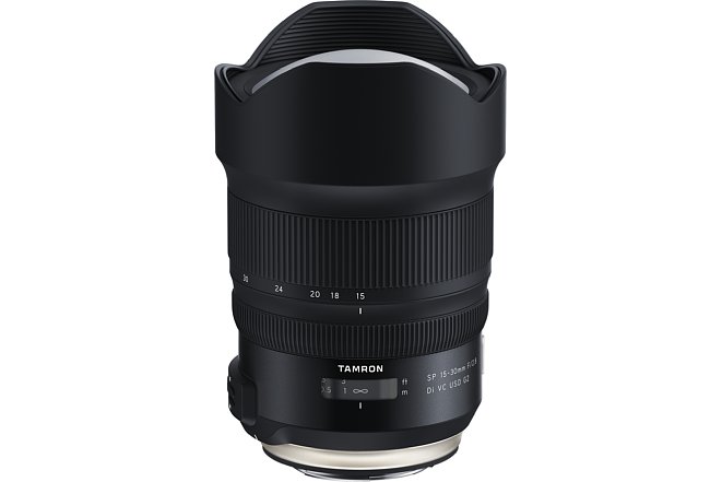 Bild Die Canon-EF-Variante des Tamron SP 15-30 mm F2.8 Di VC USD G2 (A041) folgt im Oktober 2018. [Foto: Tamron]