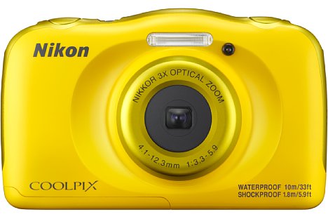 Bild Preistreibend ist Snapbridge mit Bluetooth und WLAN, das Nikon bei der Coolpix W100 verbaut hat. Hier ist die gelbe Variante der Kompaktkamera zu sehen. [Foto: Nikon]