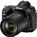 Nikon D850 mit AF-S 24-120 mm 4G ED VR. [Foto: Nikon]