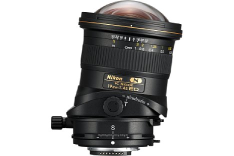 Bild Um +/- 7,5 Grad kann das Nikon PC 19 mm 1:4E ED geneigt werden. [Foto: Nikon]