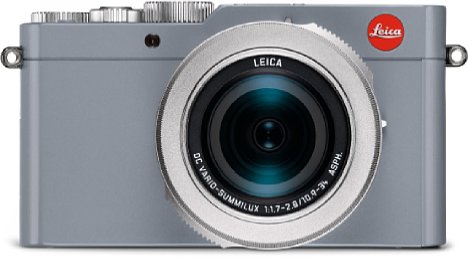 Bild Die Leica D-Lux solid gray zeichnet sich durch ihr graues Gehäuse und das silberne Objektiv sowie die silbernen Bedienelemente aus. Zum Lieferumfang der 1.050 Euro teuren Edition gehören ein passender Ledertrageriemen sowie ein Aufsteckblitz. [Foto: Leica]