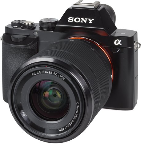Bild Sony Alpha 7 mit FE 28-70 mm [Foto: MediaNord]