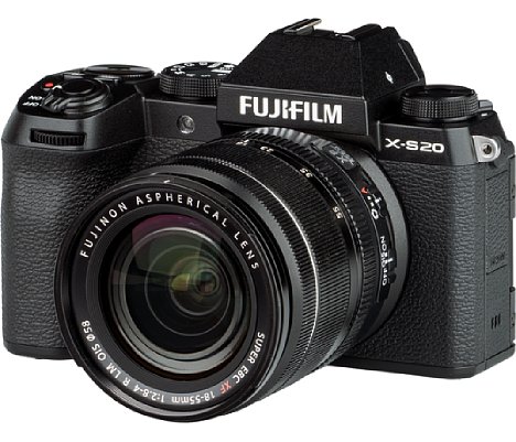 Bild Fujifilm X-S20 mit 18-55 mm. [Foto: MediaNord]