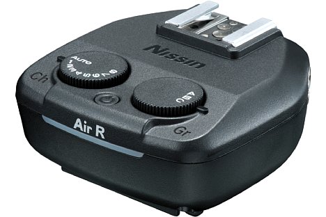 Bild Der Nissin Air R besitzt geringe Abmessungen und findet in jeder Fototasche einen Platz. [Foto: Nissin]