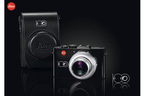 Bild Das 800 Euro teure und auf 5.000 Stück limitierte Set der Leica D-Lux 6 Edition 100 enthält auch eine Ledertasche, ebenfalls mit Jubiläumslogo, sowie einen Ledertrageriemen. [Foto: Leica]