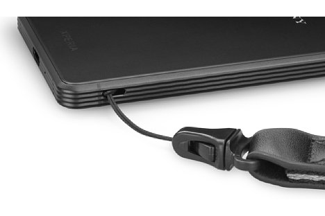 Bild Am Metallrahmen des Sony Xperia Pro-I lässt sich eine Sicherungsschlaufe anbringen. [Foto: Sony]