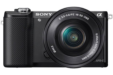 Bild Sony betitelt die Alpha 5000 als kleinste und leichteste Wechselobjektivkamera mit APS-C-Sensor, Blitz sowie WiFi. [Foto: Sony]