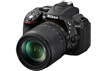 Nikon D5300 mit 18-105 mm VR [Foto: Nikon]