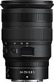 Das OLED auf der Oberseite des Nikon Z 24–70 mm 2,8 S zeigt die exakte Brennweite, Entfernung, Schärfentiefe und Blende an. [Foto: Nikon]