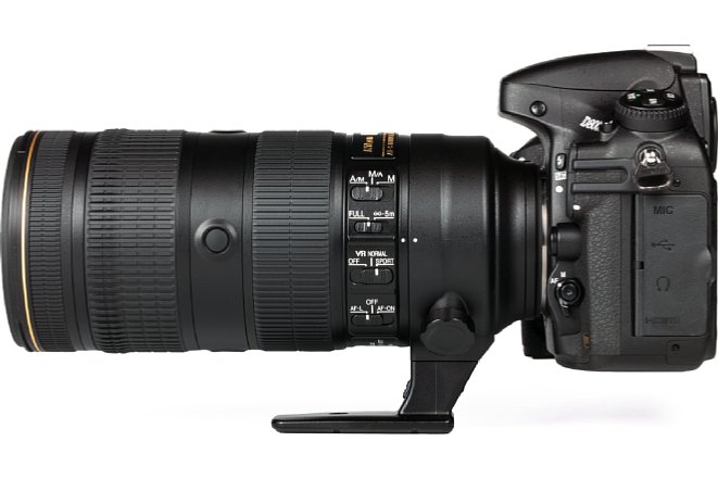 Bild Die Ergonomie hat Nikon beim AF-S Nikkor 70-200 mm 1:2.8E FL den größeren Festbrennweiten angepasst. Der Fokusring sitzt nun hinten, der Zoomring vorne. [Foto: MediaNord]