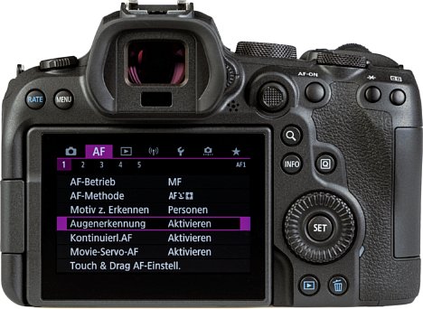 Bild Die Canon EOS R6 bietet einen großen dreh- und schwenkbaren Touchscreen sowie einen hochauflösenden elektronischen Sucher. [Foto: MediaNord]