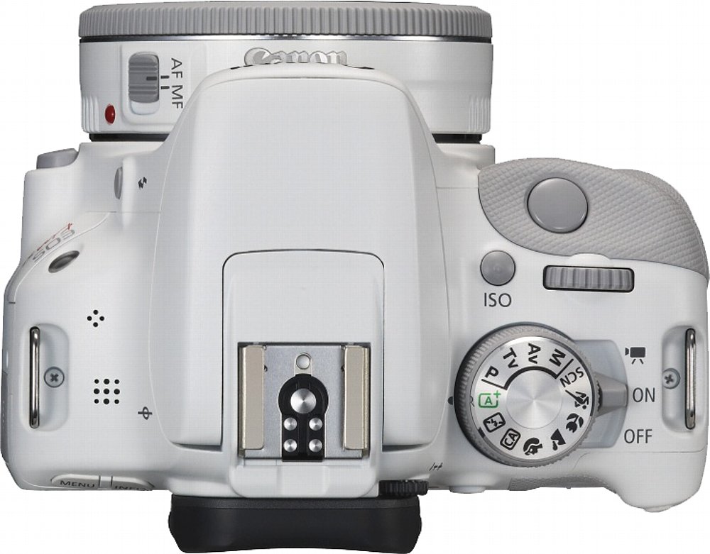 Weisse Canon Eos Kiss X7 Alias Eos 100d Fur Den Japanischen Markt Digitalkamera De Meldung