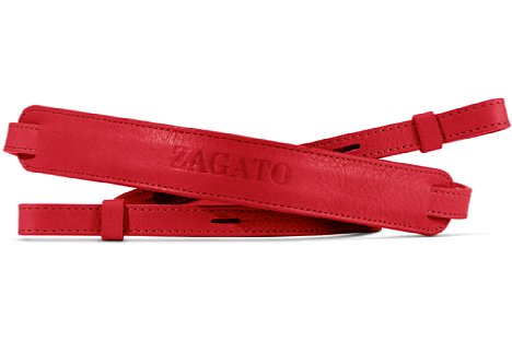 Bild Zum Lieferumfang der 19.800 Euro teuren und auf 250 Exemplare limitierten Leica M10 Edition Zagato gehört neben dem Summilux-M 1:1,4/35 Asph. auch ein roter Kameragurt aus Vollrindleder. [Foto: Leica]