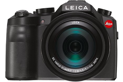 Bild Dem ersten Anschein nach könnte man vermuten, dass es sich bei der Leica V-Lux (Typ 114) um eine DSLR handelt. In Wahrheit ist sie aber eine leistungsfähige Bridgekamera. [Foto: Leica]