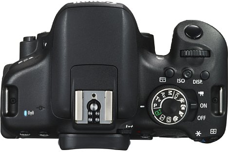 Bild Die Canon EOS 750D besitzt ein gut erreichbares Programmwählrad zum schnellen Wechsel des Aufnahmeprogramms. [Foto: Canon]