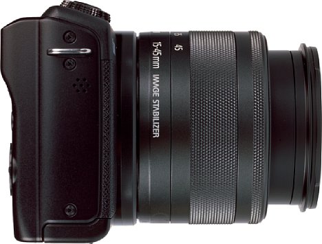 Bild Die rechte Seite der Canon EOS M200 ist frei von Anschlüssen und Bedienelementen. [Foto: MediaNord]