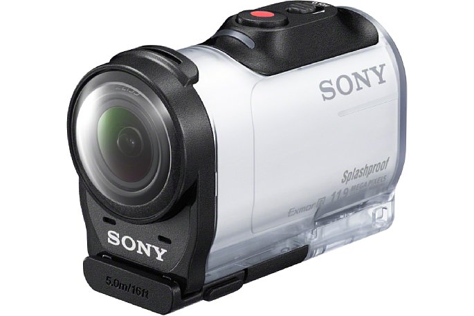 Bild Die Sony HDR-AZ1 im Schutzgehäuse SPK-AZ1. Damit ist die Actioncam gegen Stöße geschützt und darf maximal 5 Meter tief tauchen. [Foto: Sony]
