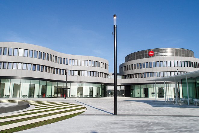 Bild Das im Mai 2014 eröffnete neue Leica Hauptquartier im Leitz-Park in Wetzlar. [Foto: Leica]