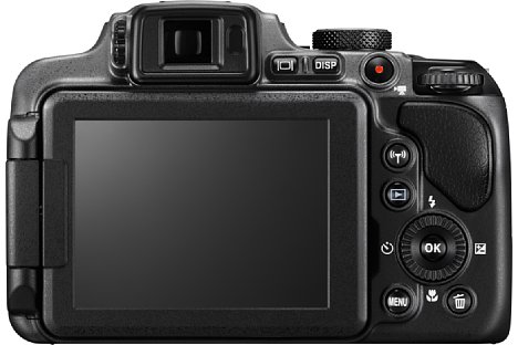 Bild Der drei Zoll große Monitor der Nikon Coolpix P610 löst 921.000 Bildpunkte auf, ebenso der elektronische Sucher. Der Bildschirm ist zudem dreh- und neigbar. [Foto: Nikon]