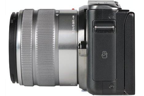 Bild Panasonic Lumix DMC-GF6 mit G Vario 14-42 mm [Foto: MediaNord]