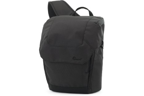 Bild Die Lowepro Urban Photo Sling 250 ist eine kompakte Sling-Tasche, die über der linken Schulter getragen wird. [Foto: Lowepro]